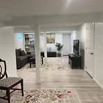 Newly Renovated 2 Bedroom 1 Ba *10 Min Walk To Falls*